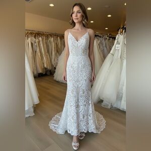 White Lace boho  Wedding Dress with Intricate Floral Design
